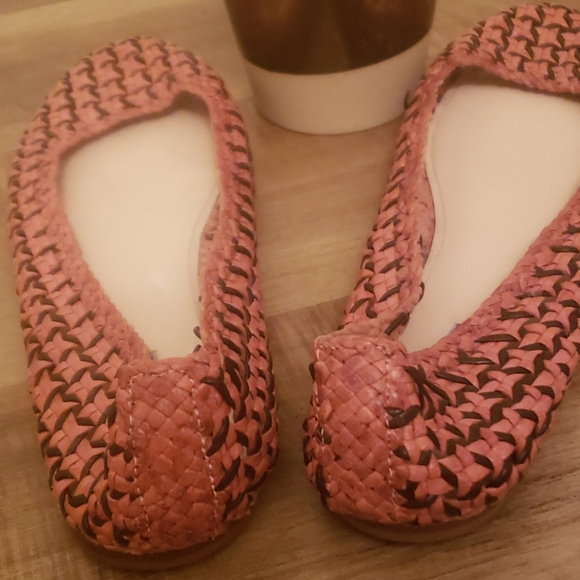 Prada flats - Picture 5 of 7